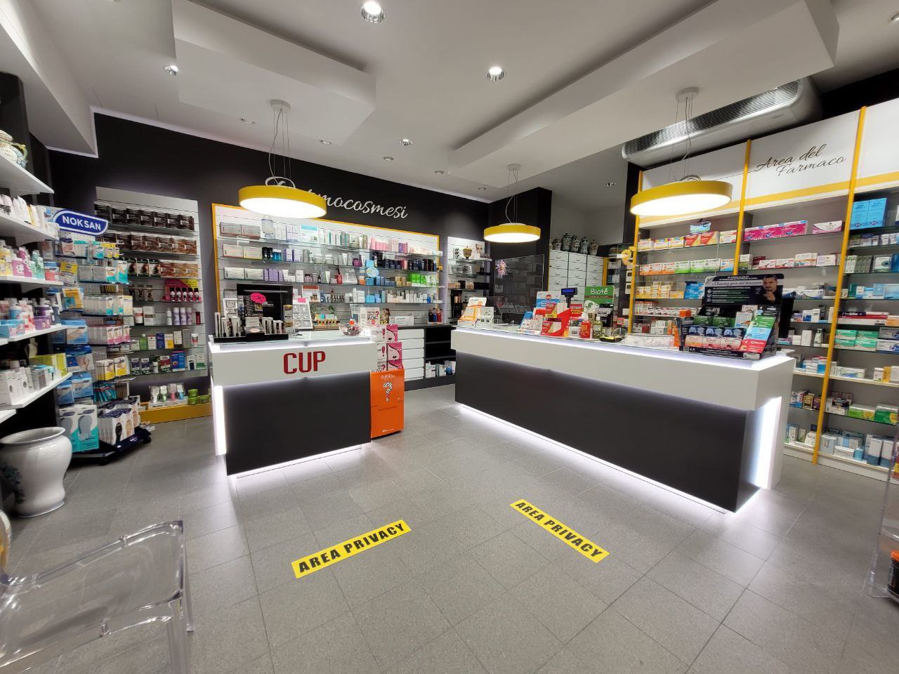 colore giallo in farmacia