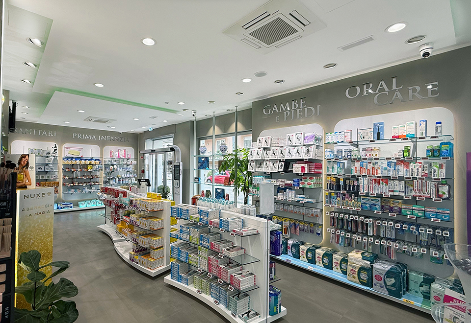 ristrutturazione farmacia Caserta
