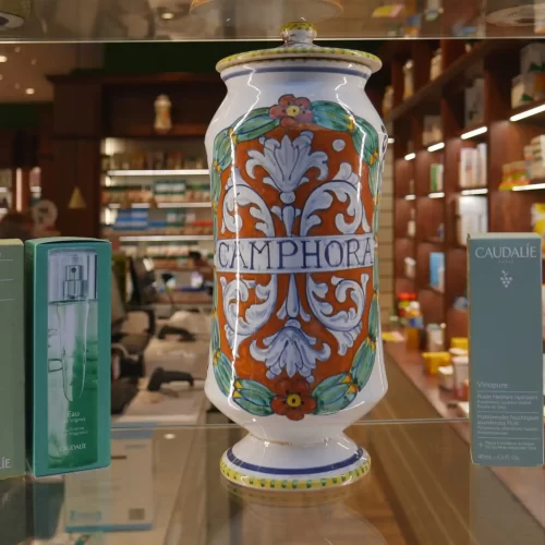 ristrutturare una farmacia classica